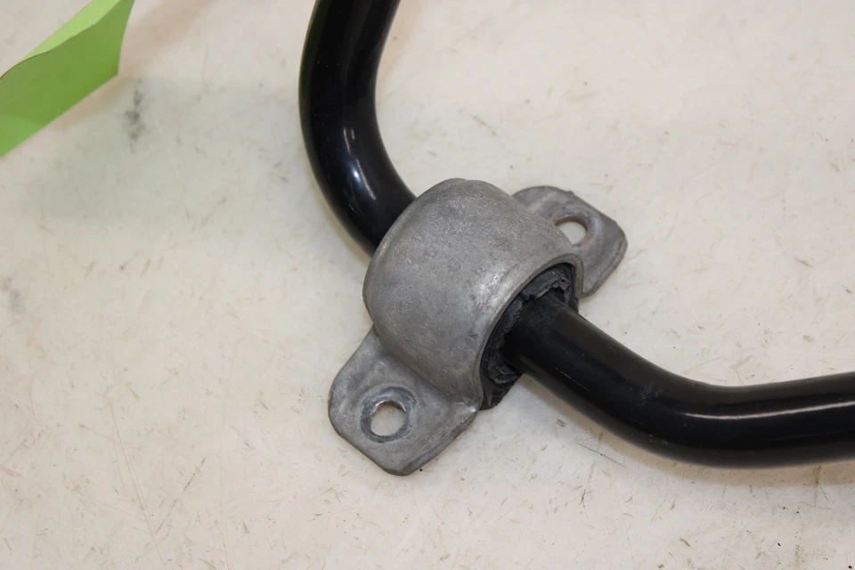 Barra oscilante estabilizadora traseira Volkswagen GTI 2015-2021 5QM511305C FABRICANTE DE EQUIPAMENTO ORIGINAL NB49 - Imagem 4 de 4