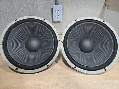 2X Vintage Classic Speakers Pioneer HPM-30. UNTESTED. As is