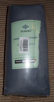 Yusoki Luxury 3D Bubble Faux Fur Fluff Grey Blanket Throw 50 X 60 inches! New!