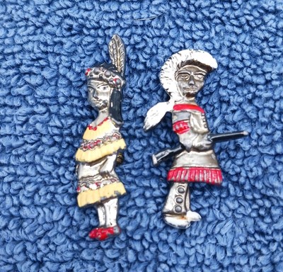Vtg Souvenir Style Native American Pins 2 