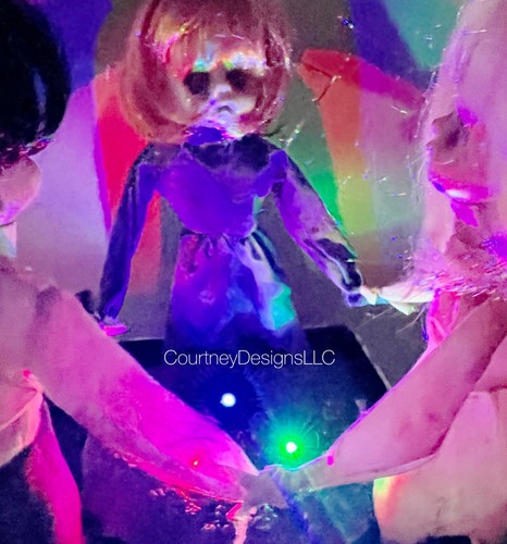 Halloween Motion Sensor Trio Of Creepy Singing Dolls- NEW- XTRM RARE!! - Picture 5 of 9