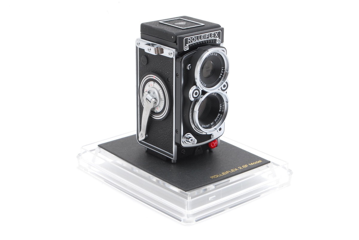 SHARAN MegaHouse ミニカメラRolleiflex 2.8Fモデル Unused in BOX & Flash ] SHARAN ROLLEIFLEX 2.8F Megahouse