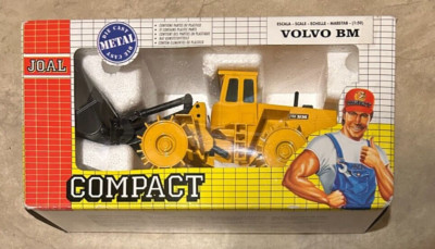 Modèle Réduit JOAL Volvo BM L160 Compactor 1/50 – En Boîte – Occasion – Collection