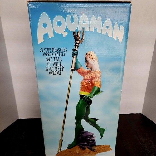 DC Direct Classic Aquaman Limited Edition Tim Bruckner 14" Statue, #1144 of 1200 - Picture 5 of 21