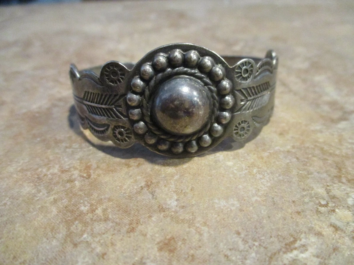 Sterling silver hotsell arrow bracelet