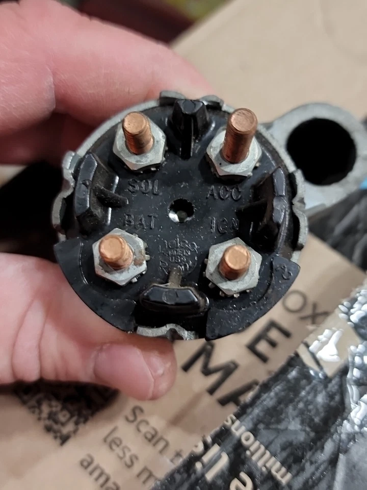 Interruptor de encendido American Motors 3516584 AMC Rambler Ambassador Marlin 65-66 Foto 3 de 4