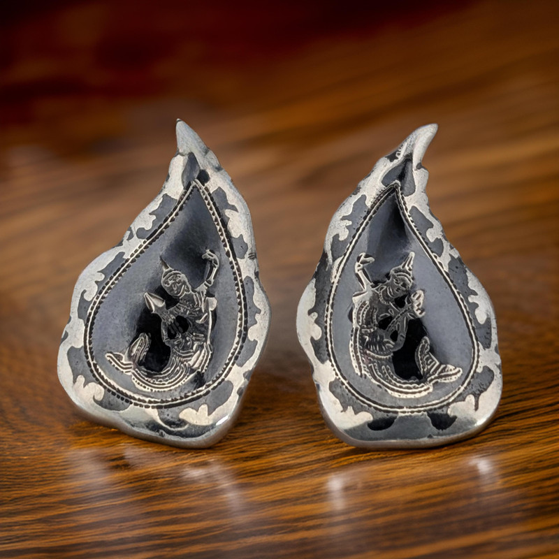 ESTATE STERLING SILVER SIAM GODDESS DANCER BLACK 1" CLIP ON EARRINGS #8076