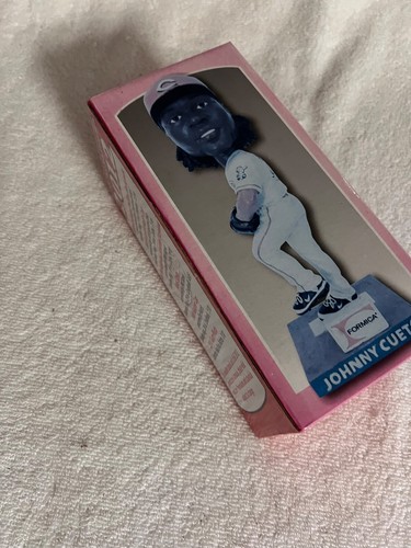 2012 JOHNNY CUETO Bobblehead Cincinnati Reds - Picture 2 of 3