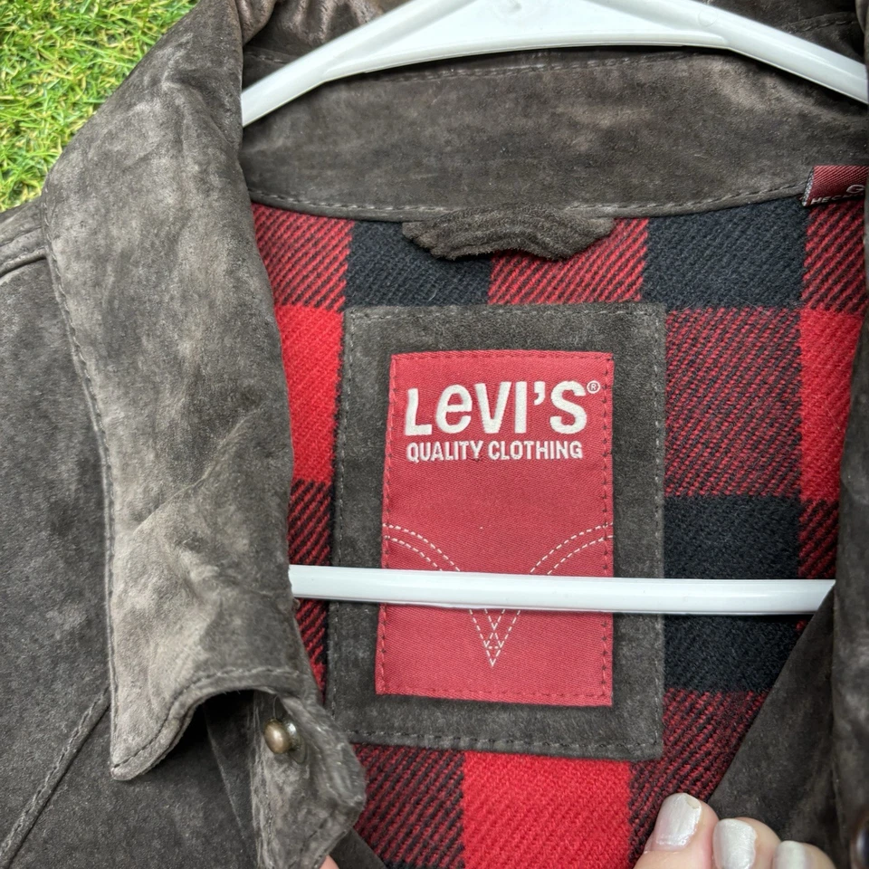 Levis Suede Jacket Mens Large Western Double Pocket Faux Leather Button Up Shirt - Image 4 of 4