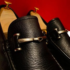 $889.00 !! GUCCI MEN BLACK LEATHER HORSE BIT LOAFERS MARKED SHOES UK SIZE 8.5 G