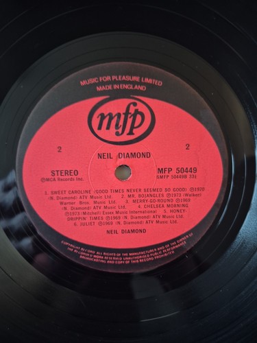 Vintage Neil Diamond "Sweet Caroline" Vinyl LP (MFP 50449) VG/VG+ (3605) - Picture 7 of 9