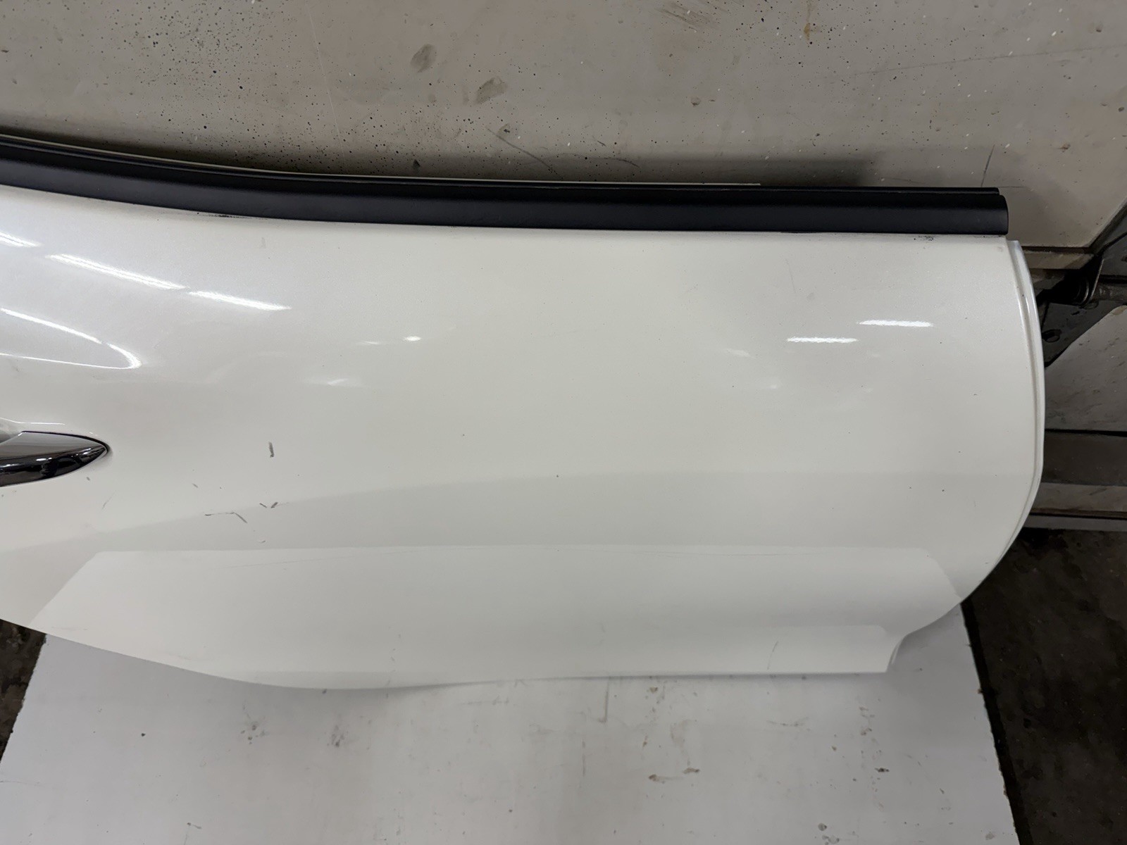 2014 - 2024 MASERATI GHIBLI REAR RIGHT PASSENGER SIDE DOOR SHELL OEM WHITE 