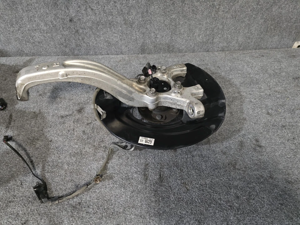 LEXUS 2015-2024 RC-F RCF GSF GS-F COJINETE BUJE NUDILLO HUSILLO DELANTERO DERECHO Foto 2 de 4