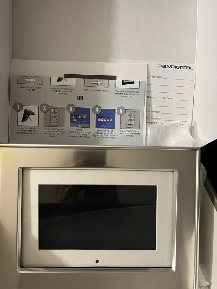 PanDigital 7 Inch Lcd Photo Frame Never Been Used In The Box - Image 4 of 4