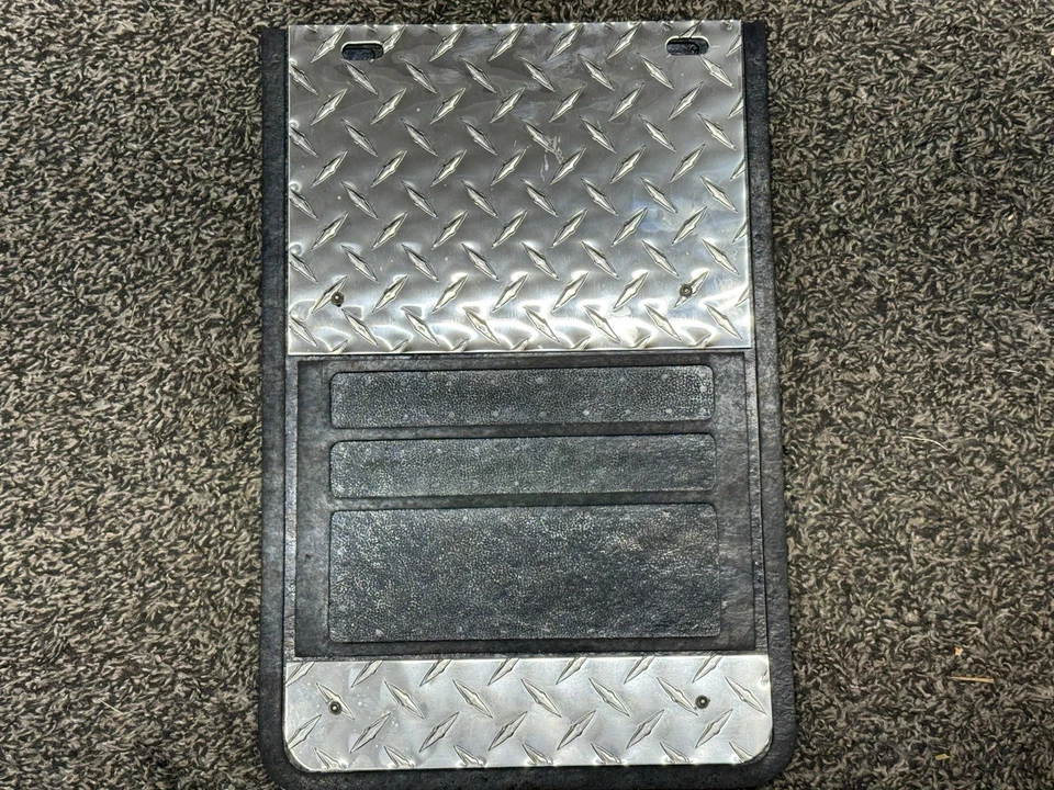 OWENS 86RF201D/RMF201D GUARDABARROS UNIVERSALES 12x18 FORD CHEVY RUEDA ÚNICA Foto 4 de 4