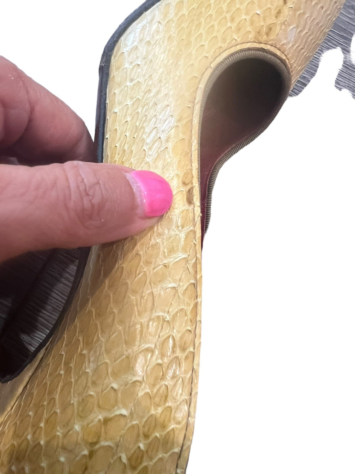 LANVIN WOMEN'S CLASSIC PUMPS YELLOW PYTHON HEELS … - image 12