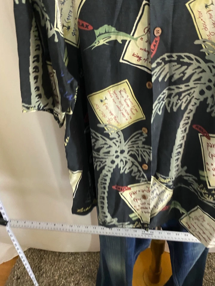 Tommy Bahama Silk Character Artwork Back Panel SHORT SLEEVE BUTTON UP SHIRT L - Image 4 of 4