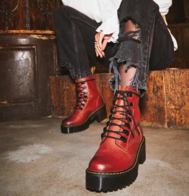 Dr. Martens Leona Platform Heeled Hiker in Brick Wyoming MSRP$240 Great Reviews
