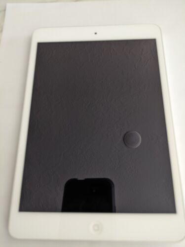 Apple iPad mini 2 16GB, Wi-Fi, 7.9in - Silver - Afbeelding 1 van 10