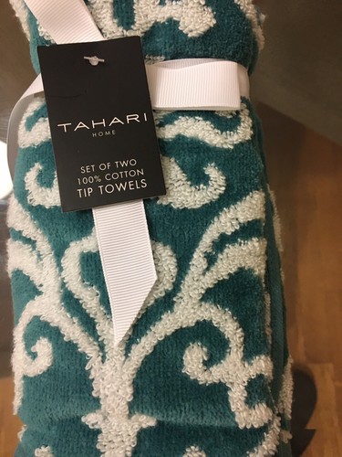 Tahari Home Fingertip Towels Chenille Scroll Fleur De Lis Jade White Set Of 2 - 第 4/4 張圖片