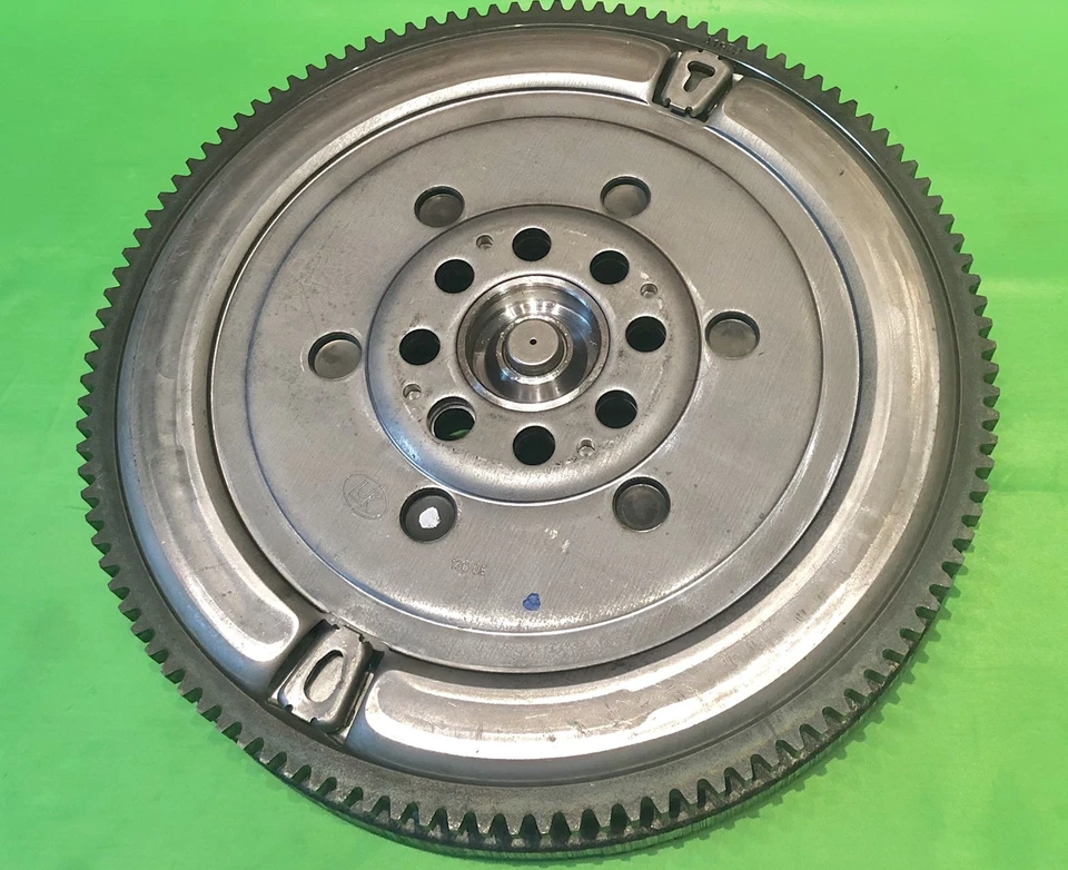 BMW E46 E60 325 330 525 2003-2006 530 X5 Z4 ZHP M54 motor volante doble masa Foto 2 de 2