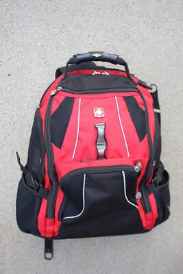 SwissGear by Wegner Red Padded Zip Up Bag Airflow Laptop Backpack Bookbag EUC