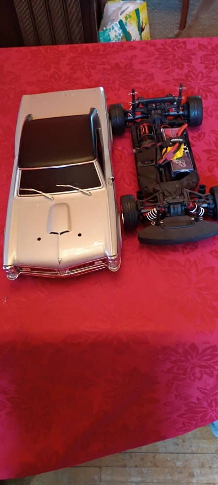 Pontiac GTO 1967 FAZER MK2 SERIE FZ02L 4x4 plateado y negro Foto 4 de 4