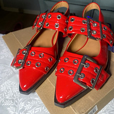 Steve Madden Women’s Red Patent Leather Pointed Toe Flats Buckle Straps 8.5
