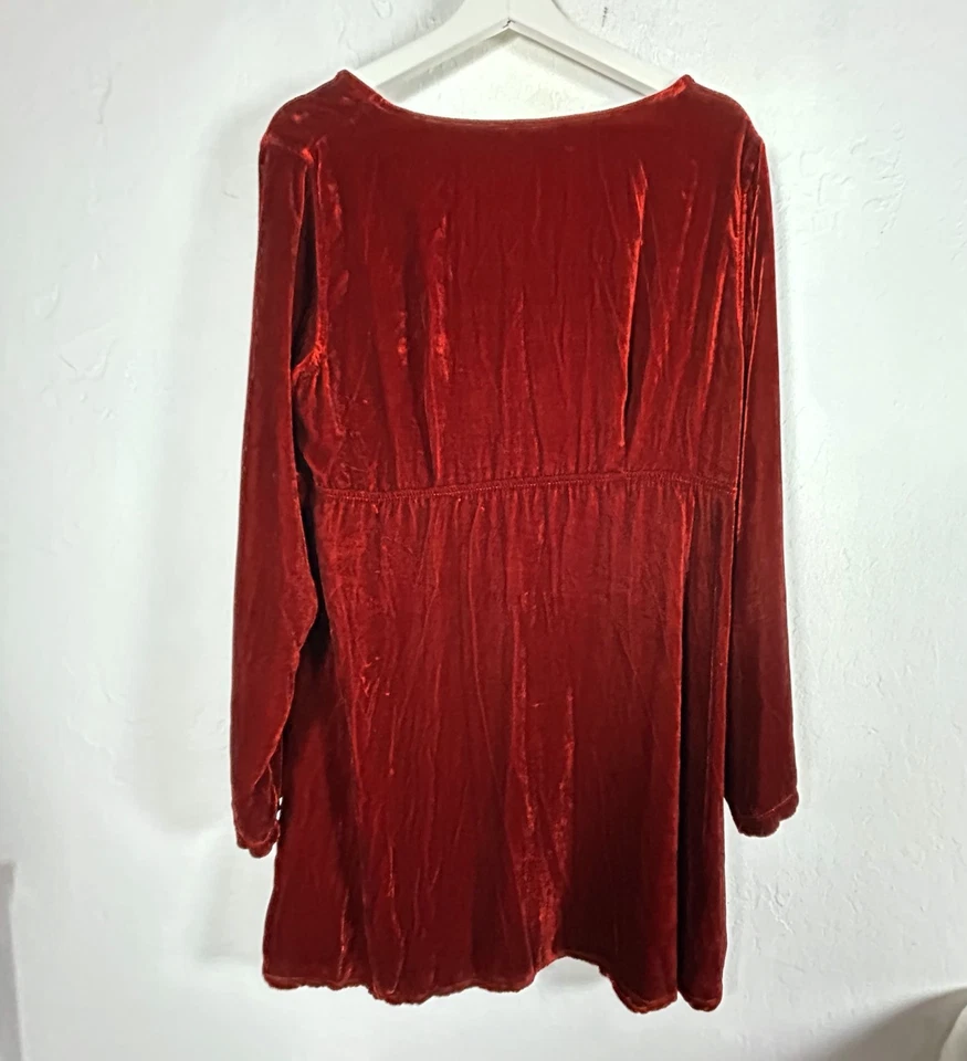 Mini vestido feminino C.M.C veludo vermelho manga longa médio mistura de seda casual feito nos EUA - Imagem 2 de 4