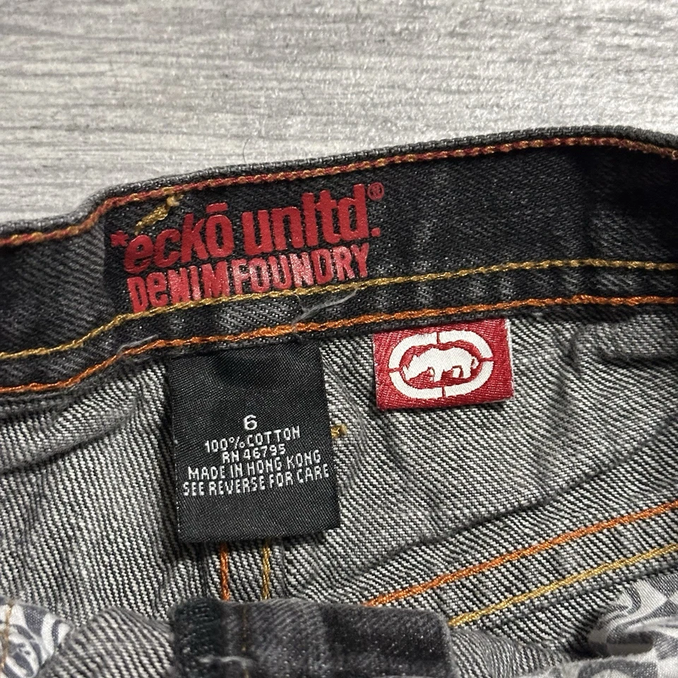 Pantalones Cortos Vintage Ecko Unltd Juveniles 6 Negros Bordados Calce Suelto Sueltos Y2K Años 90 Foto 4 de 4