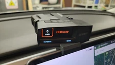 Uniden R8 radar detector mount for Tesla Model 3 and Model Y