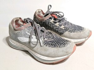 brooks bedlam grey coral white