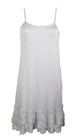 Fond de robe avec dentelle, Gris