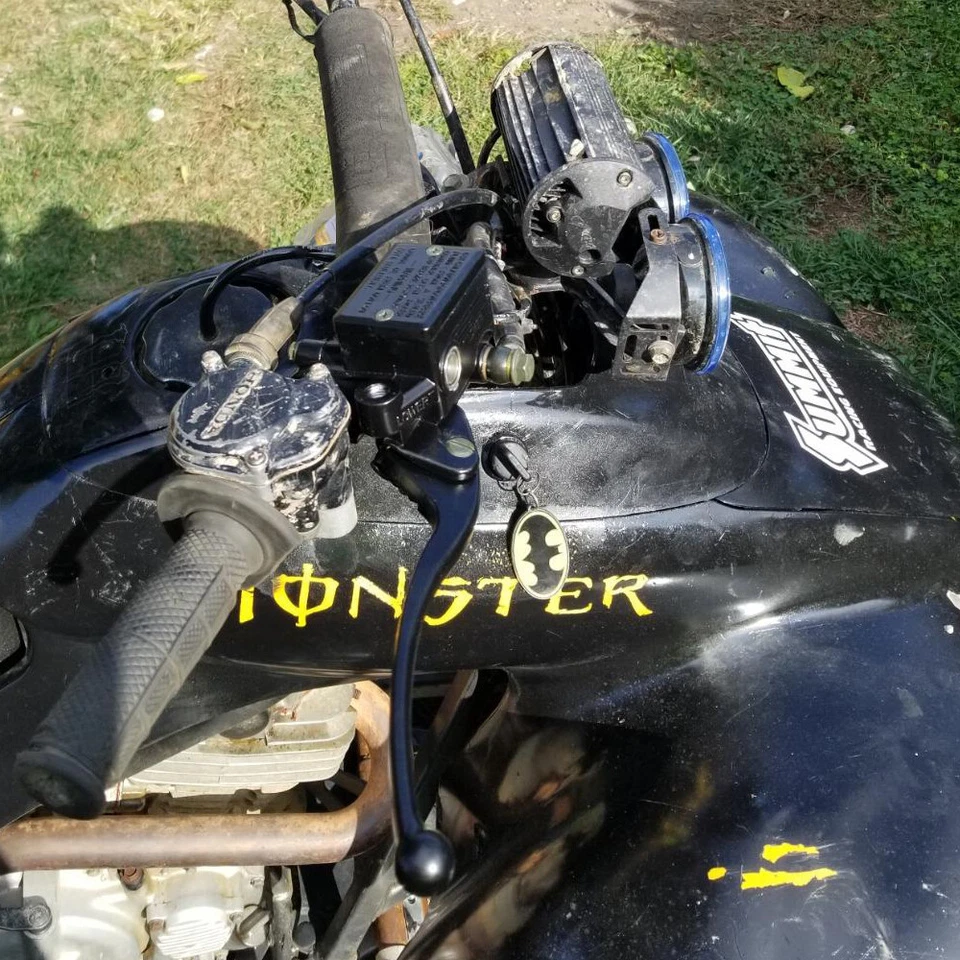 New Front Brake Master Cylinder for Honda Sportrax 250 300 400 TRX250X TRX450X Foto 3 de 4