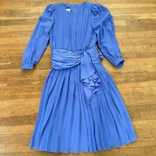 Richard Warren periwinkle blue pleated chiffon formal maxi dress size 10 b47