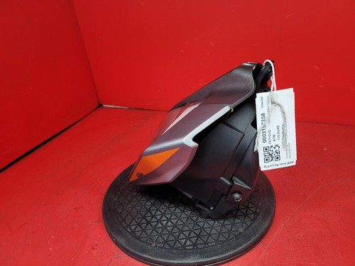KTM 125 DUKE HEADLAMP 2021 - Picture 4 of 19