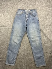 Levi's 550 Jeans Women's Classic Relaxed Tapered Leg Light Wash Denim Size 6M
