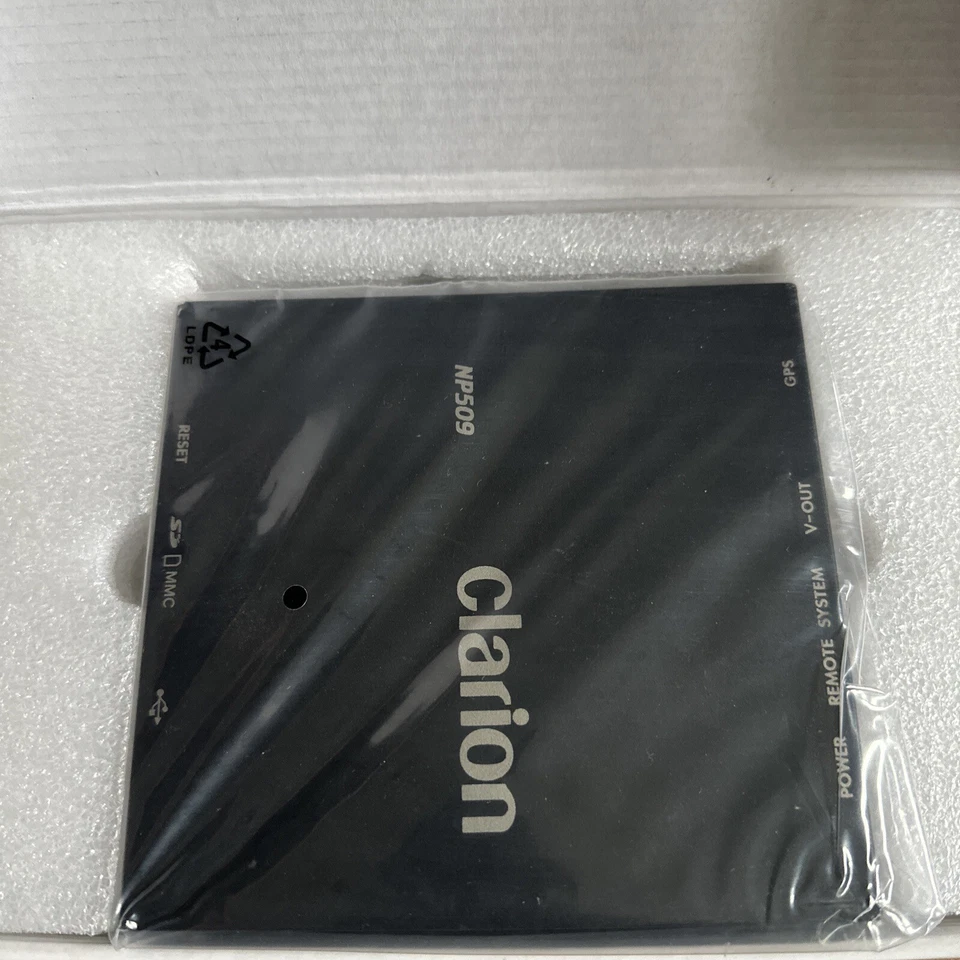 Clarion NP509 + CCB509 Memory Navigation System - Image 4 of 4