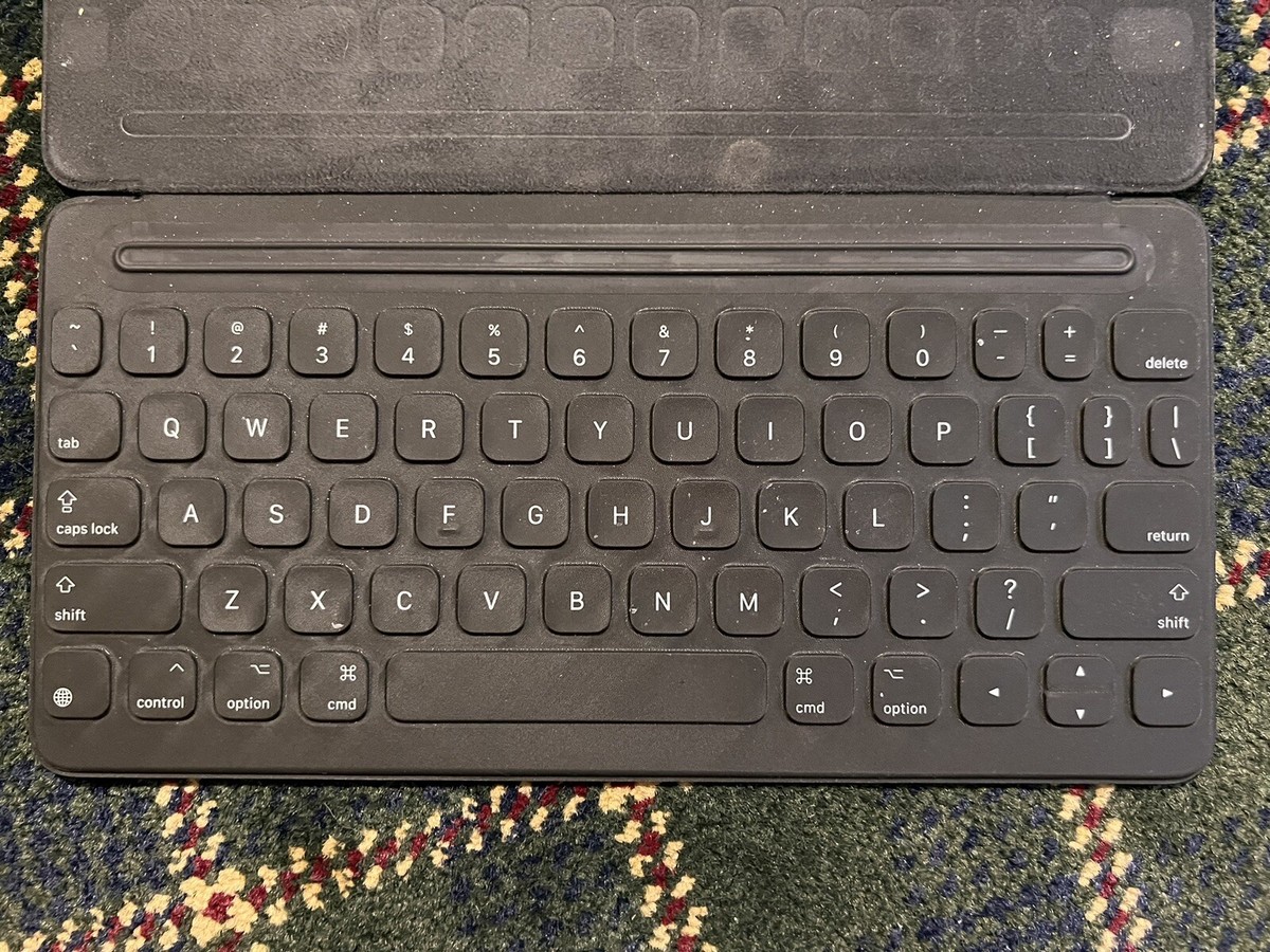 iPad Smart Keyboard Perfect Condition in Original Box | eBay