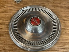 Vintage 1970 Pontiac Hubcap - Wheel Cover - 15 Vintage 1970 Pontiac Hubcap - Wheel Cover - 15