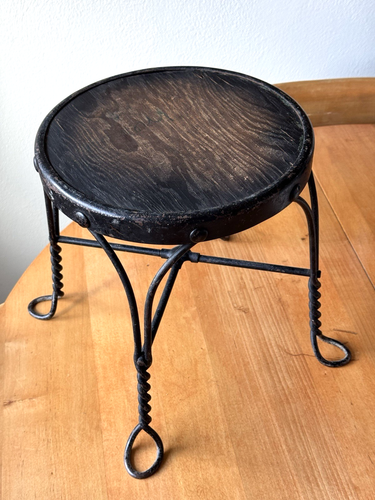 Antique VICTORIAN Twist WROUGHT IRON Ice Cream PARLOR Stool PLANT STAND Vintage - Picture 6 of 15