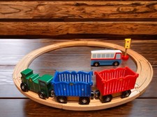 Melissa  Doug Wood Circus Train Set/Lot 13 Pieces. Tracks, Train, Bus,  Signal