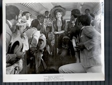 Hello, Dolly 8"x10" Still Barbra Streisand Musical Comedy