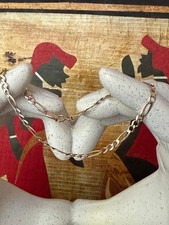 Elegant Solid 9ct Yellow Gold Figaro Chain Bracelet (7")