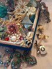 Gorgeous Vintage/Antique Costume Jewelry Brooches 68 Pieces Lot Bundle — photo 5