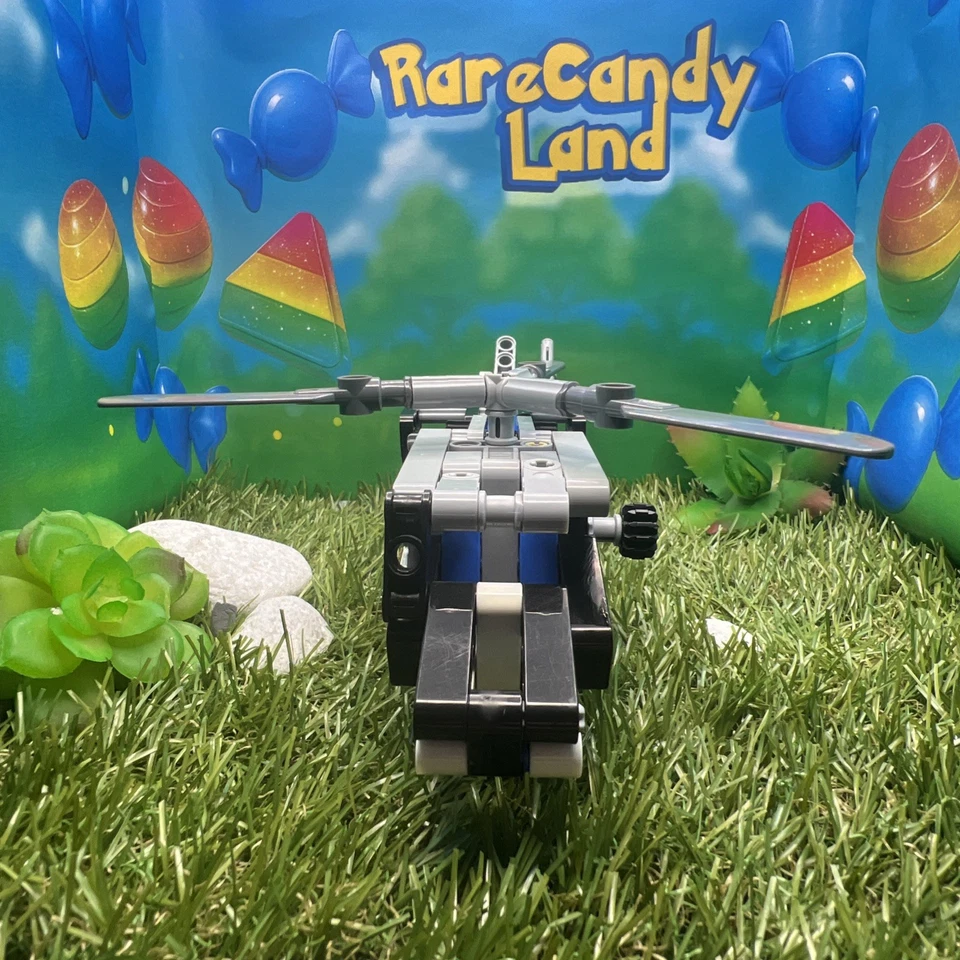 LEGO Technic 42020 Twin-rotor Helicopter, photo 2 of 4