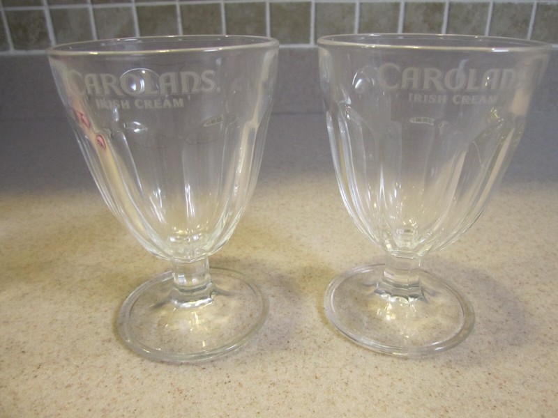 Carolans Irish Cream Liqueur Whiskey 8oz DRINK/Sundae/Dessert Lot of 2 GLASSES