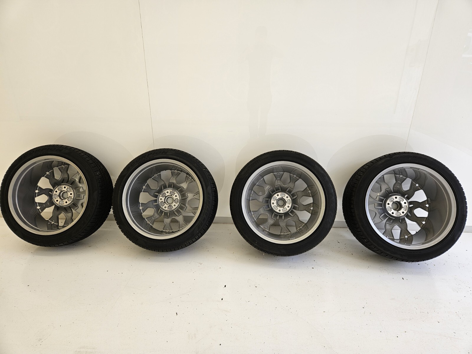 Aston Martin DBX 707 4x 22 Inch wheels and Pirelli Winter Tyres - Image 2