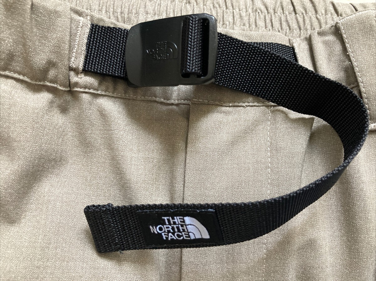THE NORTH FACE　NB81861 Coyote Slacks The North Face Coyote Slacks Pants. Sz M, Beige. Belt
