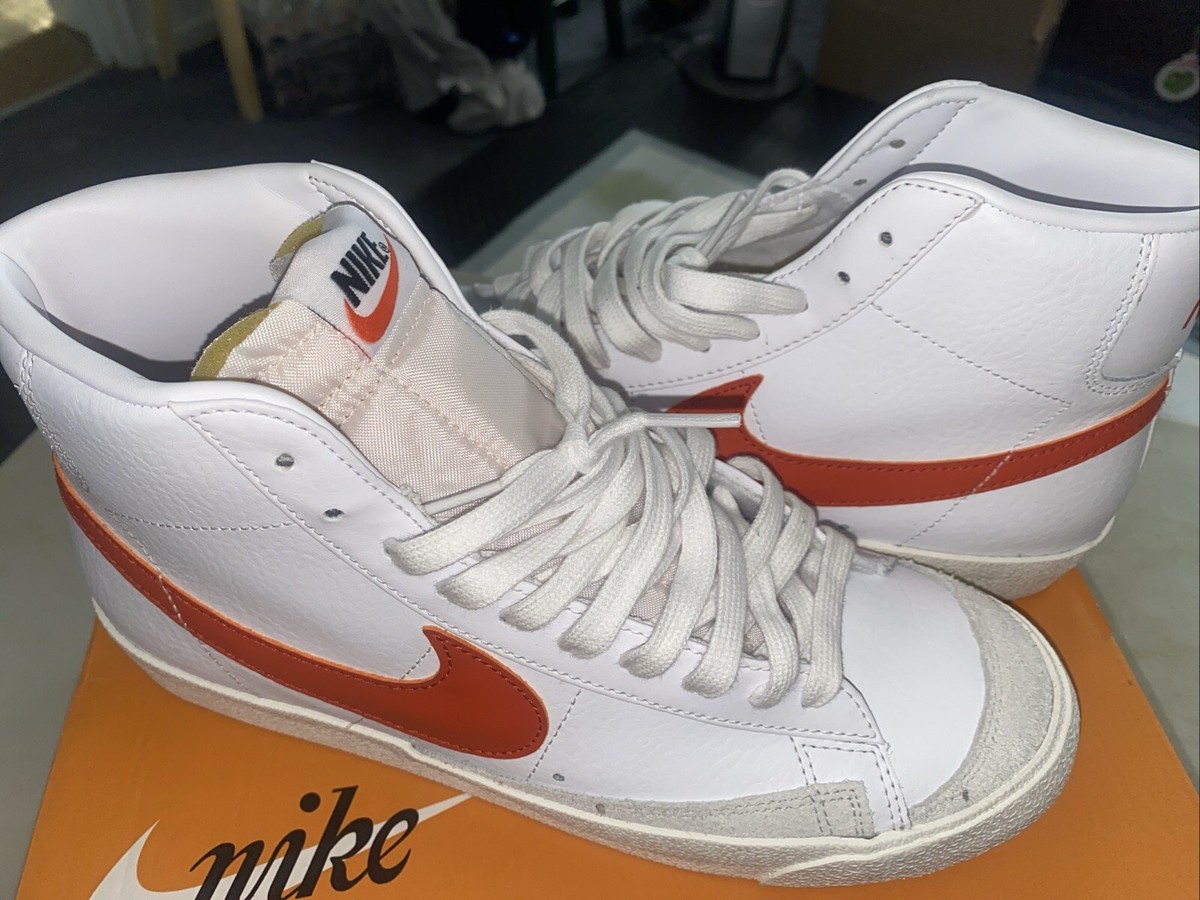 Nike Men\'s‎ Blazer Mid 77 Vintage White Mantra Orange BQ6806-110 Size 9 Nike Blazer Mid  main image 2